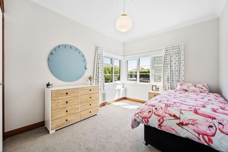 Photo of property in 534 Broadway, Strathmore Park, Wellington, 6022