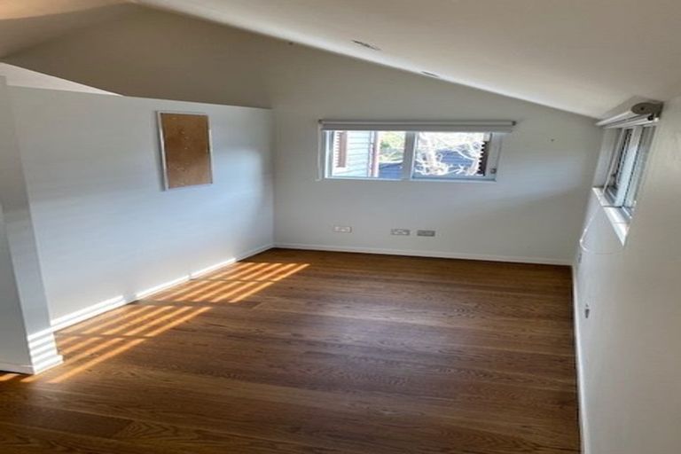 Photo of property in 33 Hastings Parade, Devonport, Auckland, 0624