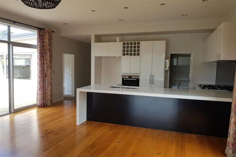 Photo of property in 16 Timberland Drive, Silverdale, 0932