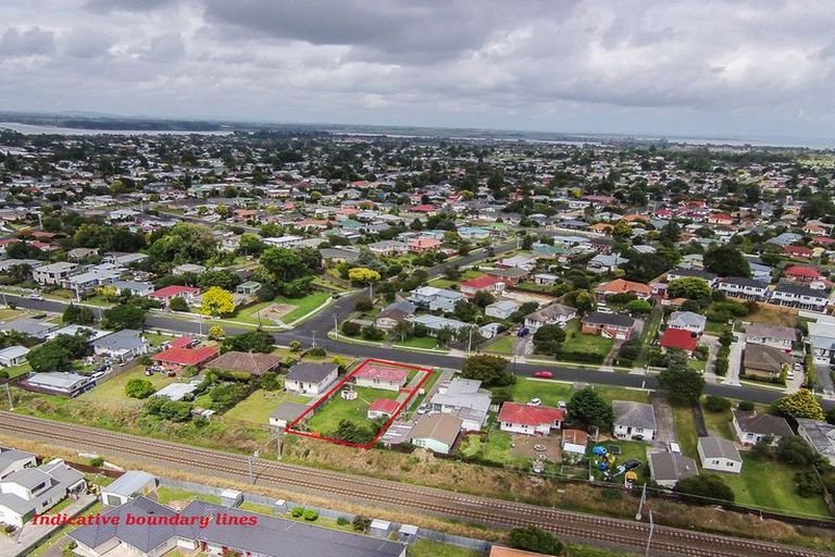 Photo of property in 16 Beaumonts Way, Manurewa, Auckland, 2102