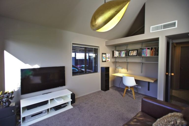 Photo of property in 5 St Michaels Avenue, Point Chevalier, Auckland, 1022