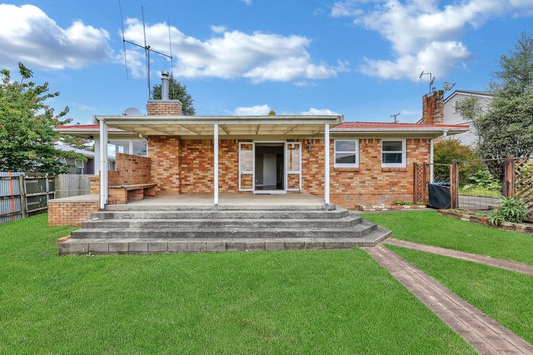 Photo of property in 13 Golf Road, Te Awamutu, 3800