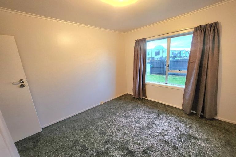 Photo of property in 154 Russell Road, Manurewa, Auckland, 2102