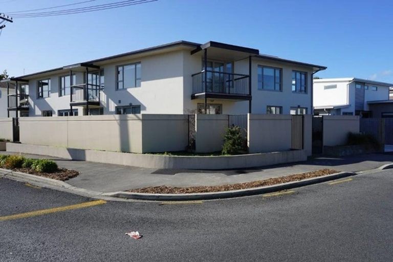 Photo of property in 4/23 Clare Road, St Albans, Christchurch, 8014