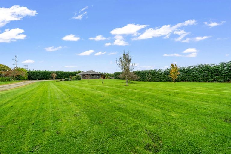 Photo of property in 176 Seaward Road, Edendale, 9825
