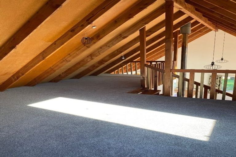 Photo of property in 18 Simcox Street, Otaki Beach, Otaki, 5512