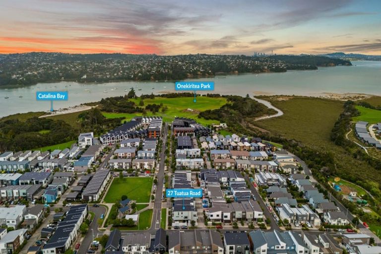 Photo of property in 27 Tuatua Road, Hobsonville, Auckland, 0616