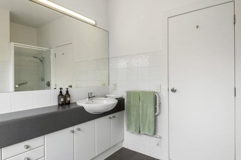 Photo of property in 8 Brown Street, Hauraki, Auckland, 0622