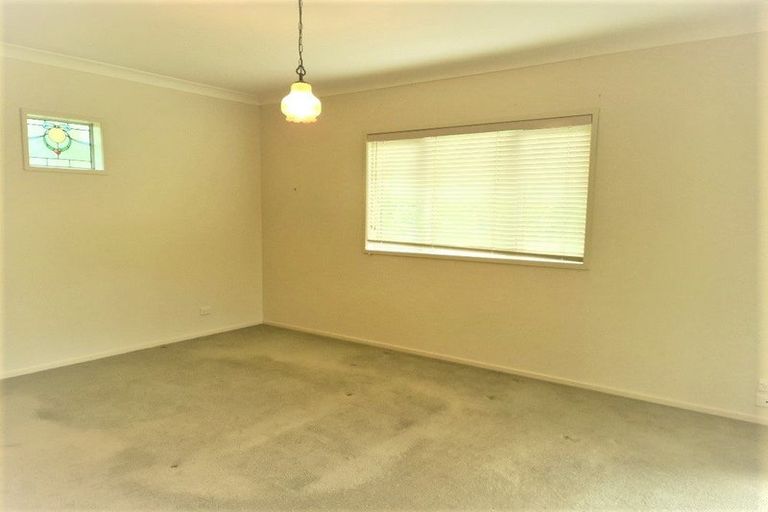 Photo of property in 60 Sidwell Road, Wainui, 0932