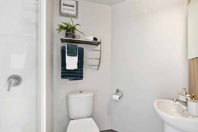 Photo of property in Urbane Apartments, 48/29 Webb Street, Mount Cook, Wellington, 6011