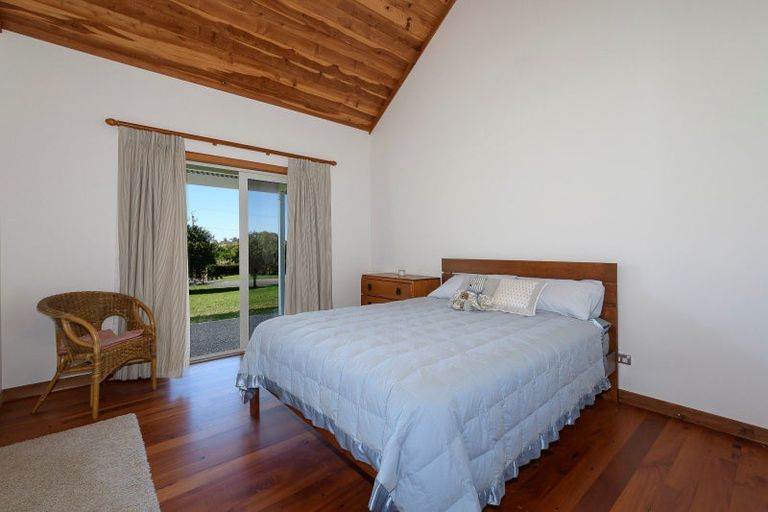 Photo of property in 35 Hume Road, Aongatete, 3181