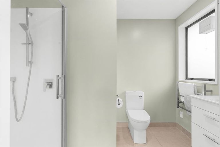 Photo of property in 32 Berkshire Drive, Avonhead, Christchurch, 8042