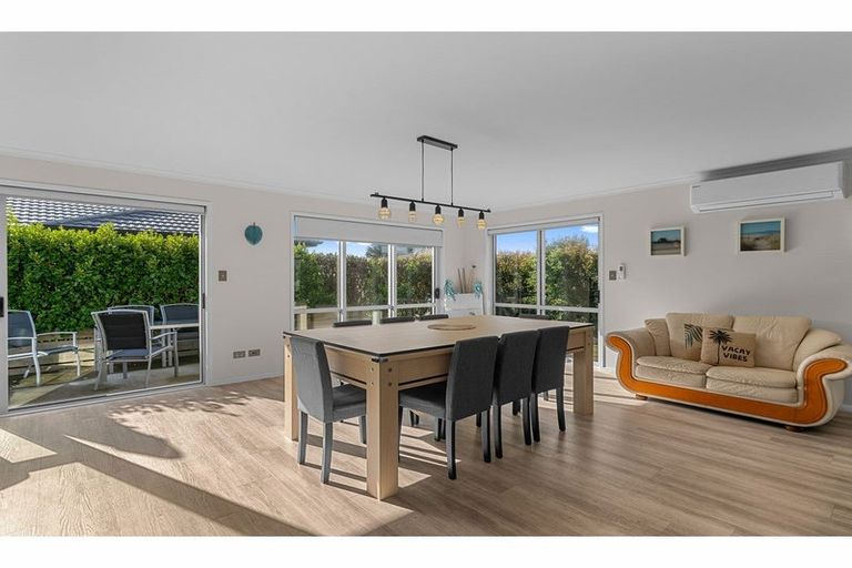 Photo of property in 24 Longview Street, Mangawhai, 0505