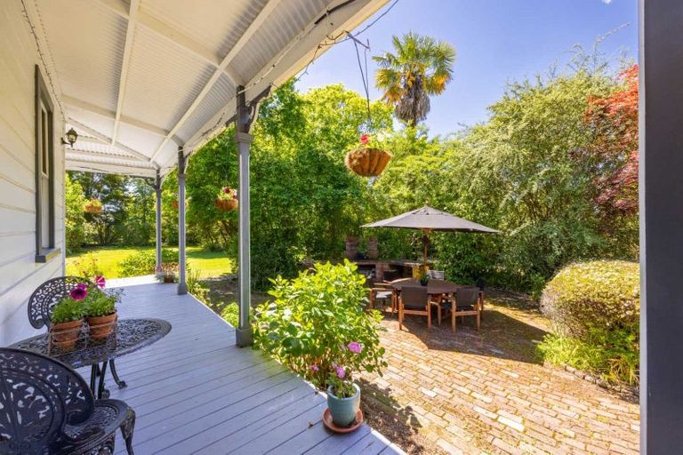 Photo of property in 5 Sydney Street, Takapau, 4203
