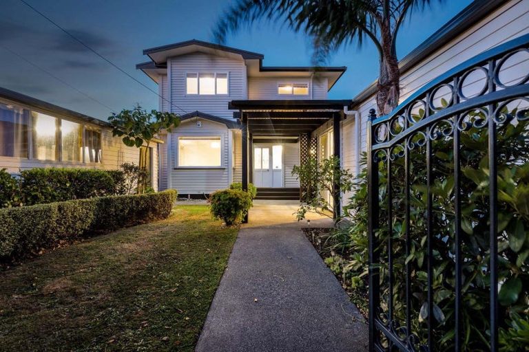 Photo of property in 11 George Street, Lower Vogeltown, New Plymouth, 4310