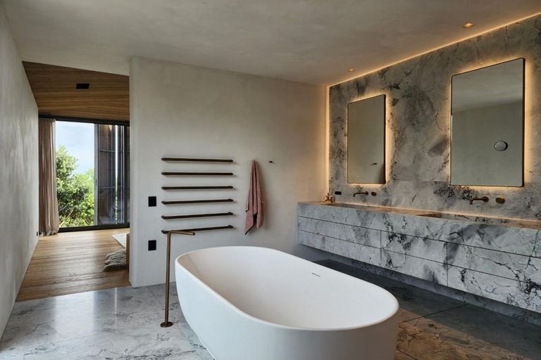 Photo of property in 20 Washer Road, Omata, New Plymouth, 4374