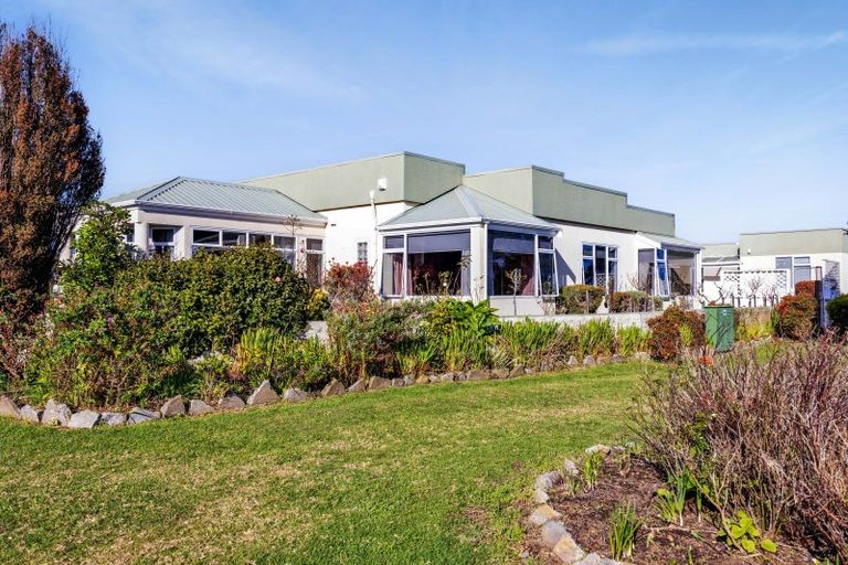 Photo of property in 74 South Road, Manaia, 4612