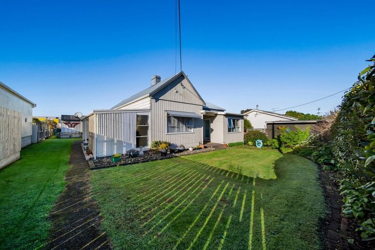 Photo of property in 7 Lincoln Street, Patea, 4520