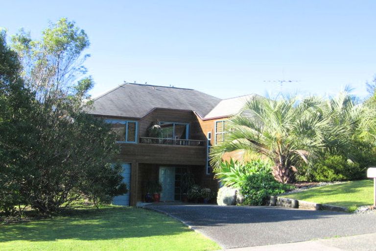 Photo of property in 22 Deerness Crescent, Algies Bay, Warkworth, 0920