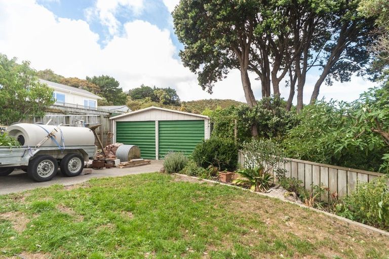 Photo of property in 3 Foyle Street, Island Bay, Wellington, 6023