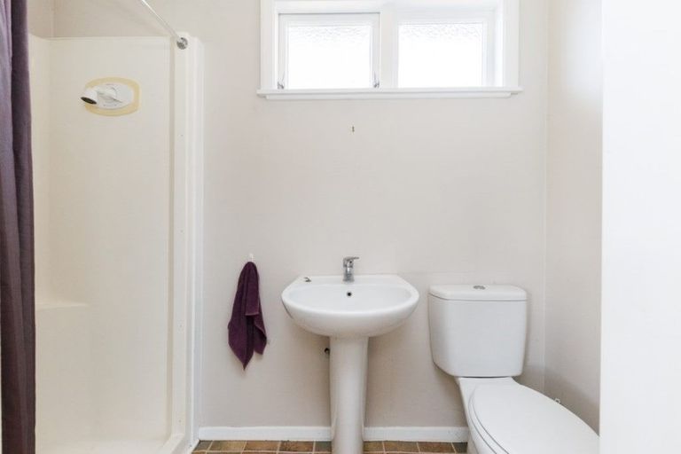 Photo of property in 3 Wharenui Terrace, Roslyn, Palmerston North, 4414