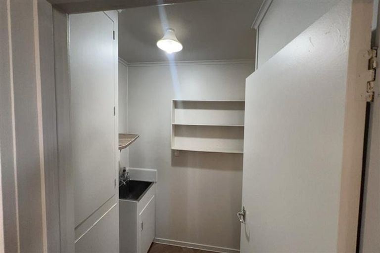 Photo of property in 32 Aurea Avenue, Pakuranga, Auckland, 2010