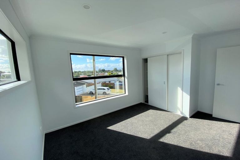 Photo of property in 2/44 Glenview Terrace, Glenview, Hamilton, 3206