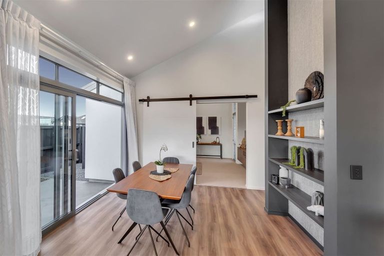 Photo of property in 27 Finstock Way, Rolleston, 7614