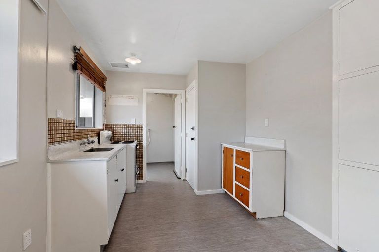 Photo of property in 69 Arran Crescent, Woolston, Christchurch, 8062