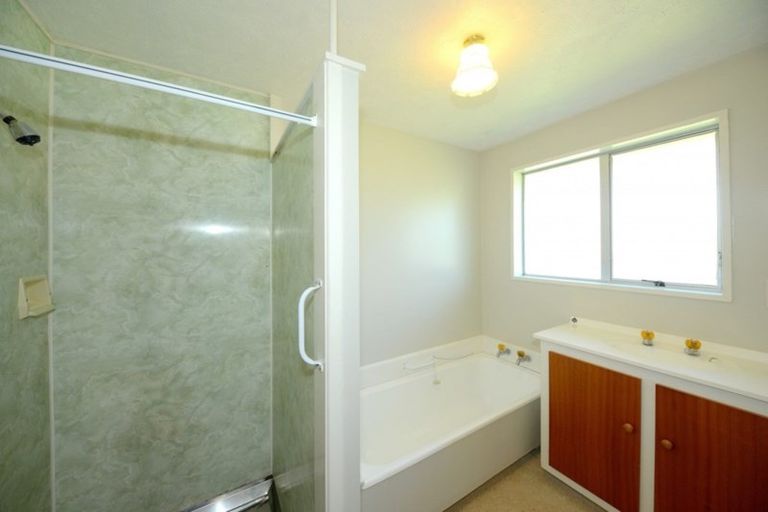 Photo of property in 23 Cradock Street, South New Brighton, Christchurch, 8062