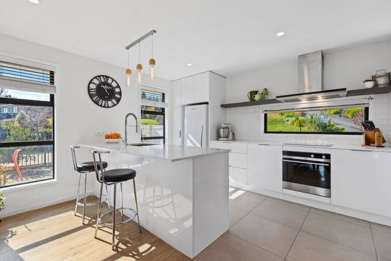 Photo of property in 49 Oceana Drive, Welcome Bay, Tauranga, 3175