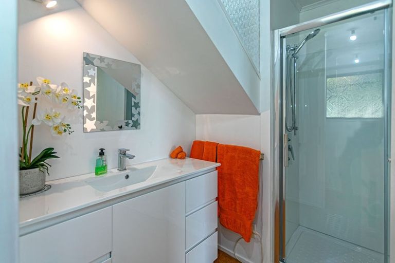 Photo of property in 19 Puriri Road, Te Kouma, Coromandel, 3581