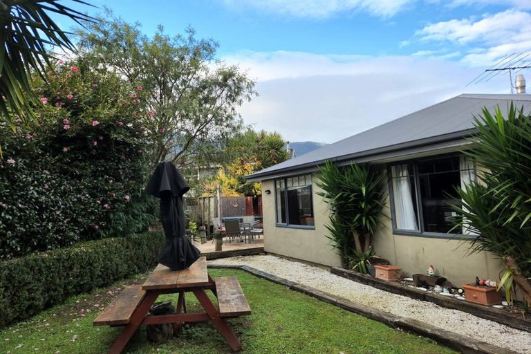 Photo of property in 8 The Anchorage, Waikawa, Picton, 7220