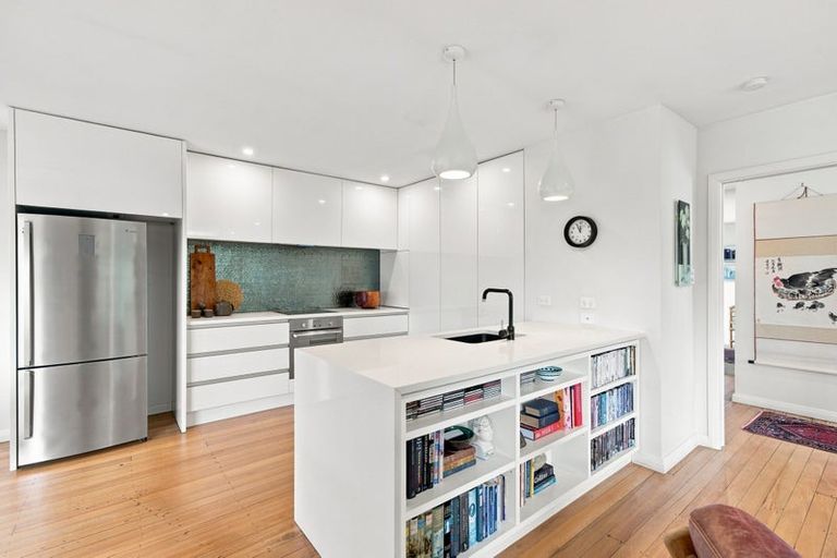 Photo of property in 14b Searells Road, Strowan, Christchurch, 8052