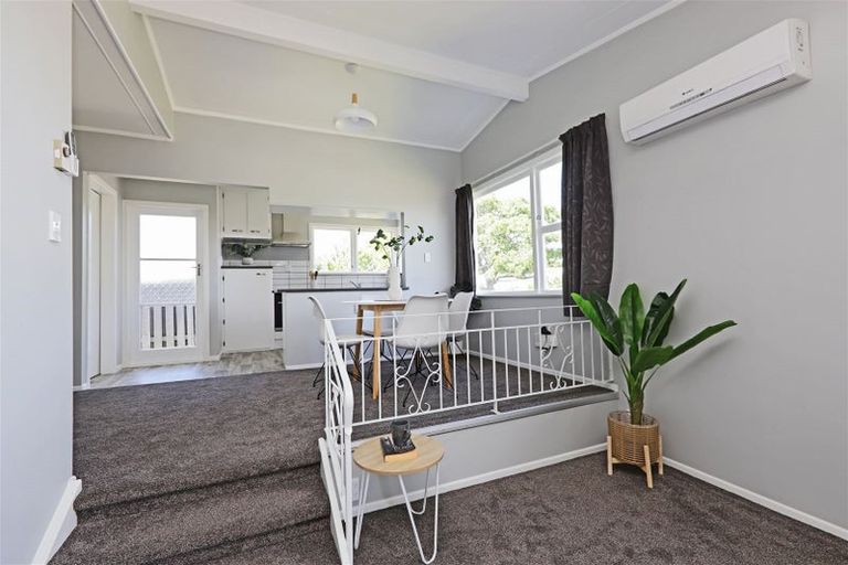 Photo of property in 22 Sunderland Drive, Flaxmere, Hastings, 4120