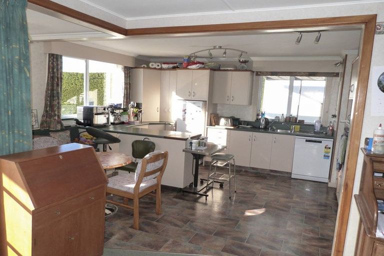 Photo of property in 85 Cross Road, Edendale, Invercargill, 9872