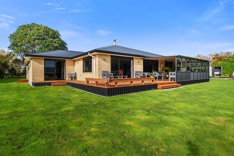 Photo of property in 2 Joll Street, Waitara, 4383