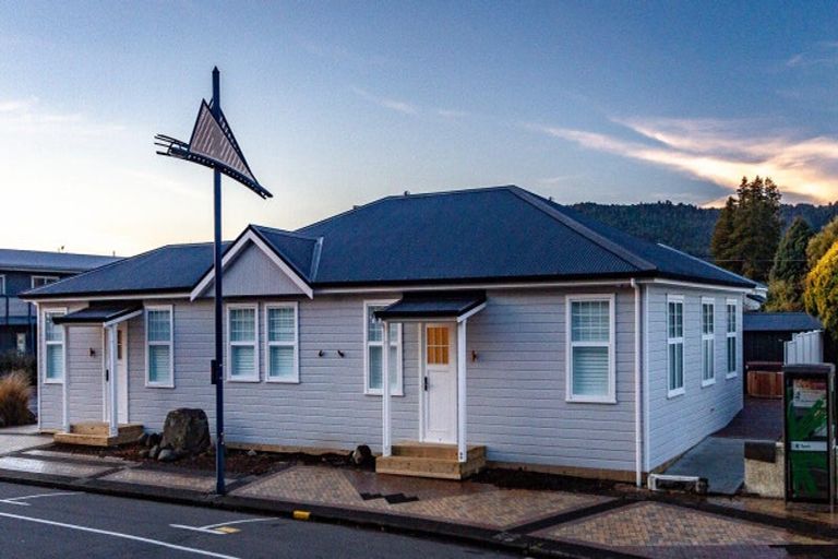 Photo of property in 23 Clyde St (state Highway 49), Ohakune, 4625