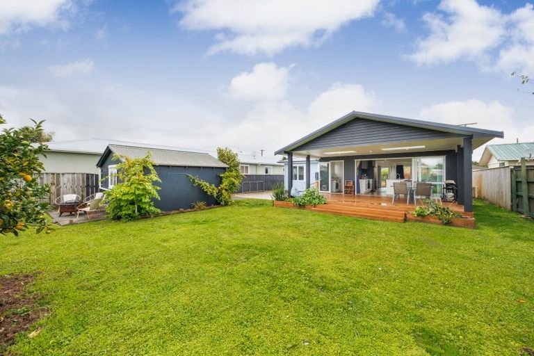 Photo of property in 2 Montagu Street, Feilding, 4702