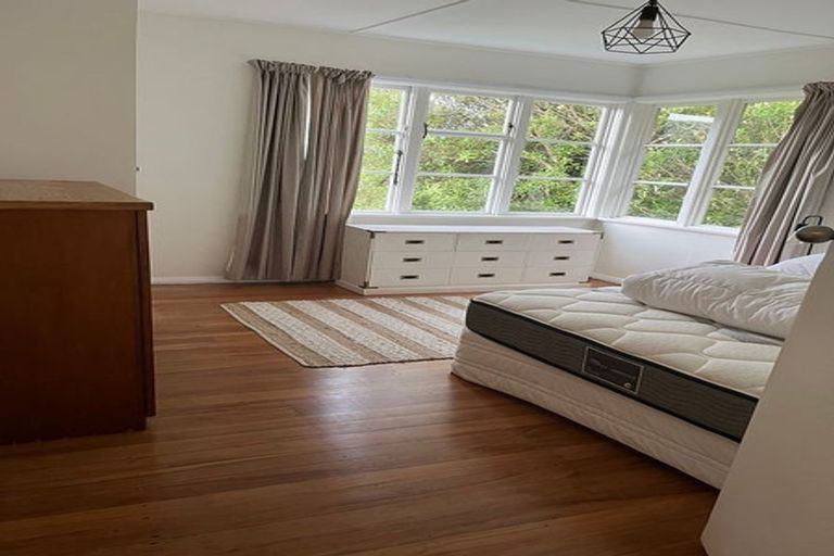 Photo of property in 28 Warwick Street, Wilton, Wellington, 6012