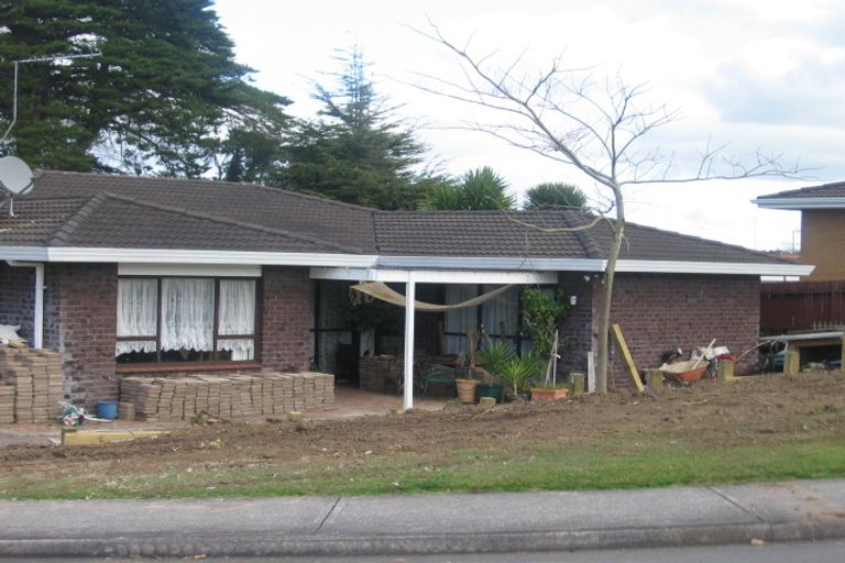 Photo of property in 35 Gills Avenue, Papakura, 2110