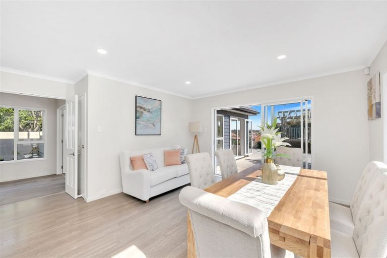 Photo of property in 21a Haven Crest, Somerville, Auckland, 2014