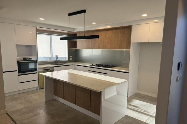 Photo of property in 1 Sager Midgley Road, Hobsonville, Auckland, 0616