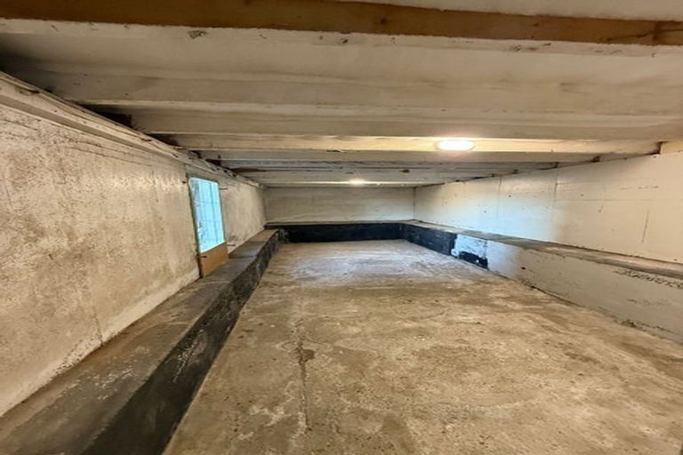 Photo of property in 215 Clyde Street, Balclutha, 9230