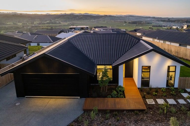 Photo of property in 48 Katania Heights, Brightwater, 7022