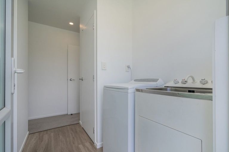 Photo of property in 35 Carina Way, Whitianga, 3510