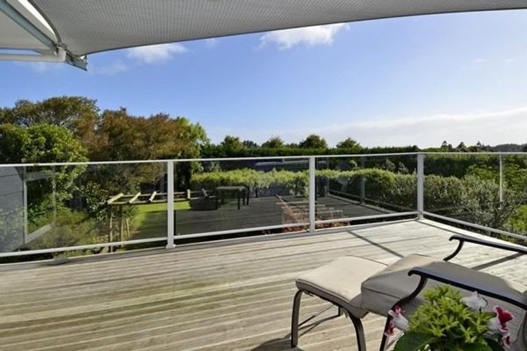 Photo of property in 295 Clarks Beach Road, Clarks Beach, Pukekohe, 2679