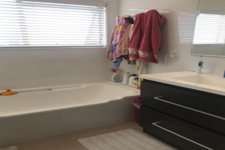 Photo of property in 2/2 Risk Road, Remuera, Auckland, 1050