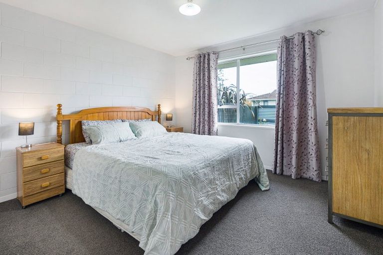 Photo of property in 28a Korora Street, Bromley, Christchurch, 8062
