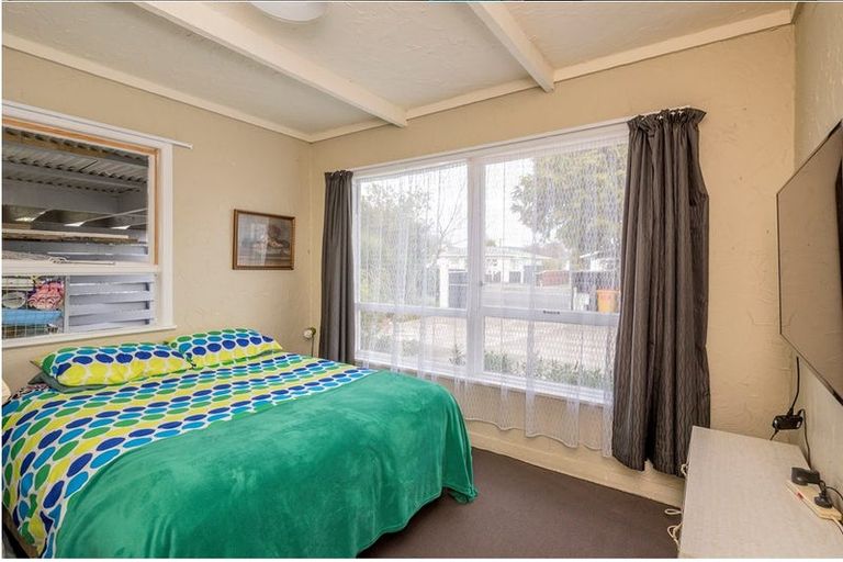 Photo of property in 41 Liverpool Street, Levin, 5510